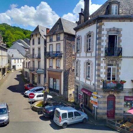 Les Arvernes Rochefort-Montagne Extérieur photo