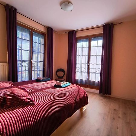 Les Arvernes Rochefort-Montagne Extérieur photo